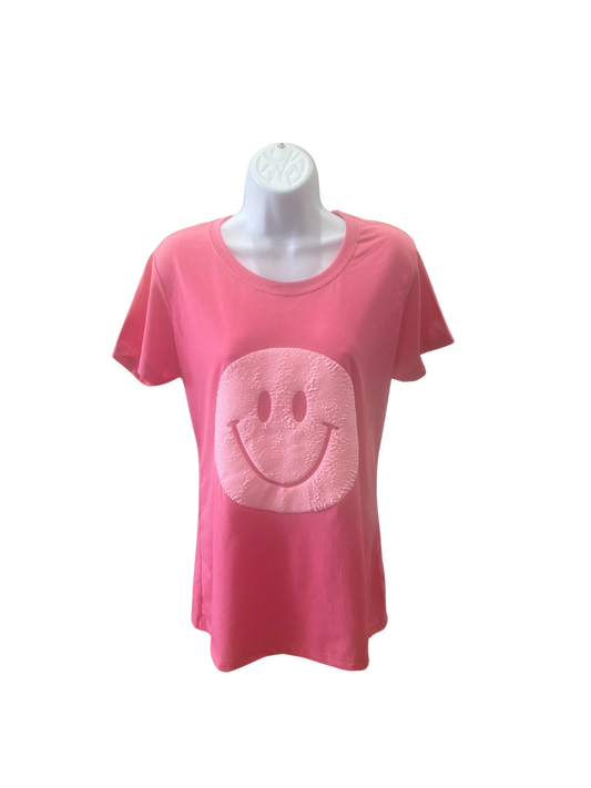 Camiseta de mujer con cara rosada abullonada en 3D